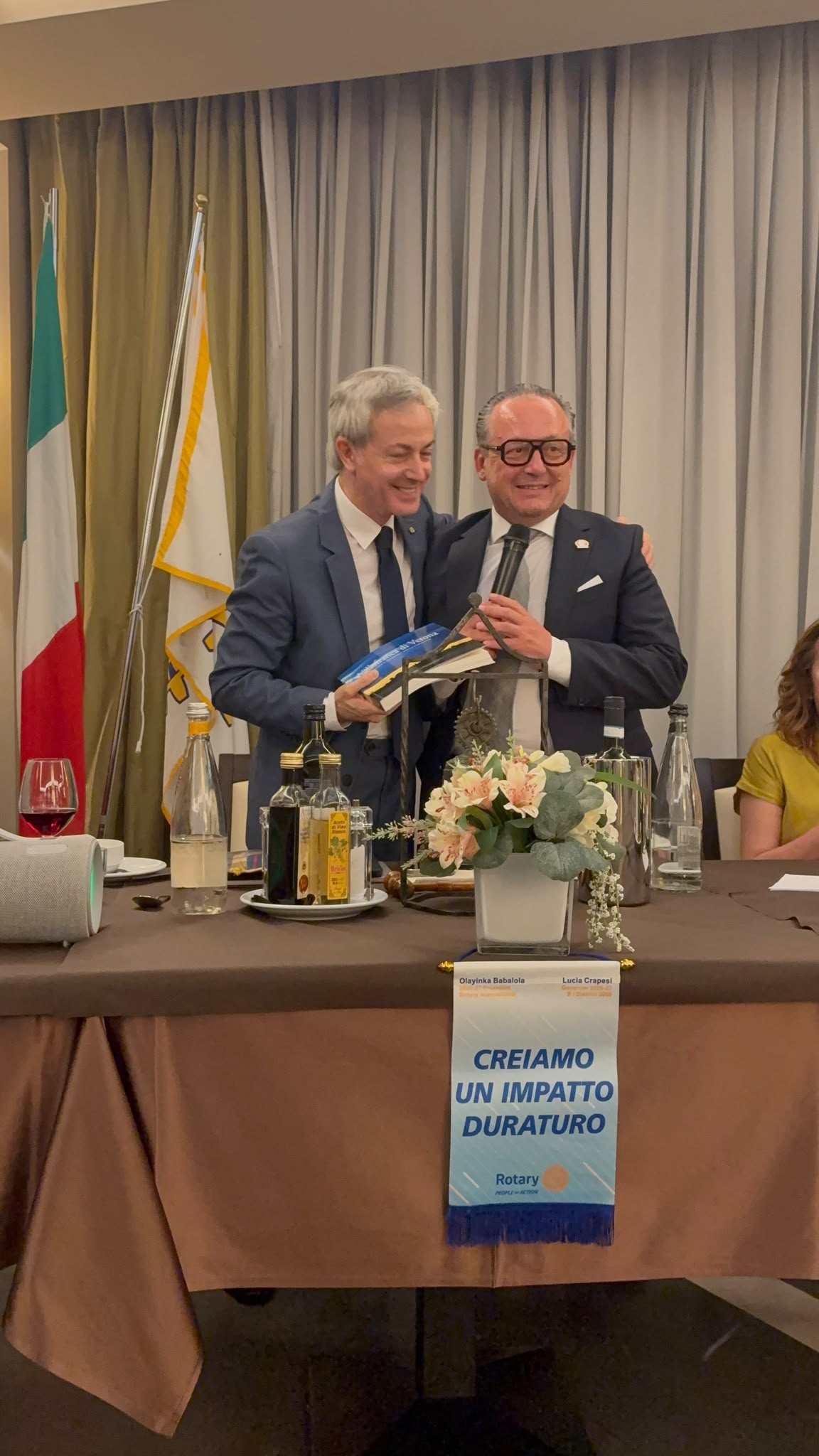 Un momento della conviviale con Nicola Guerini